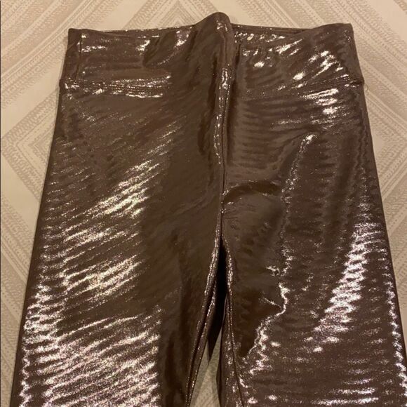 Koral Shimmer Stripe Tan Full Length Leggings - Picture 4 of 7